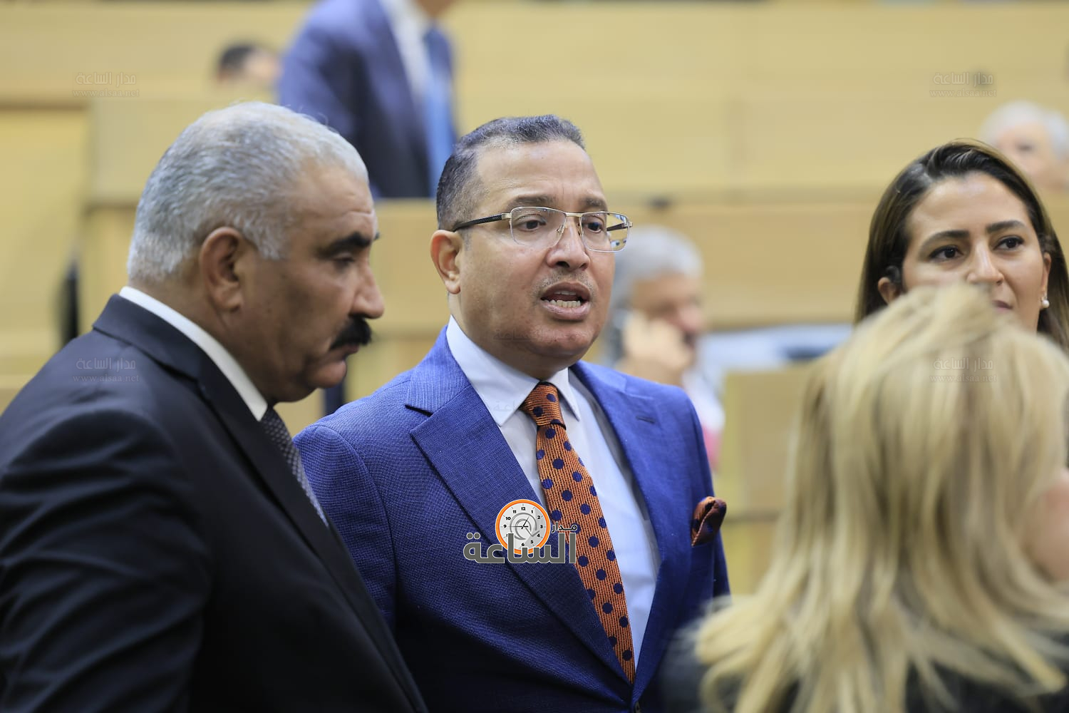 Madar Al-Saa Images 0.6950165923323817