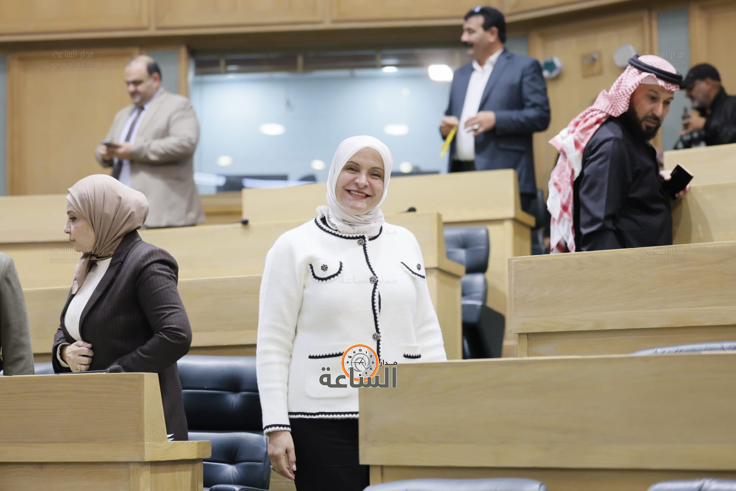 Madar Al-Saa Images 0.04336585750330724