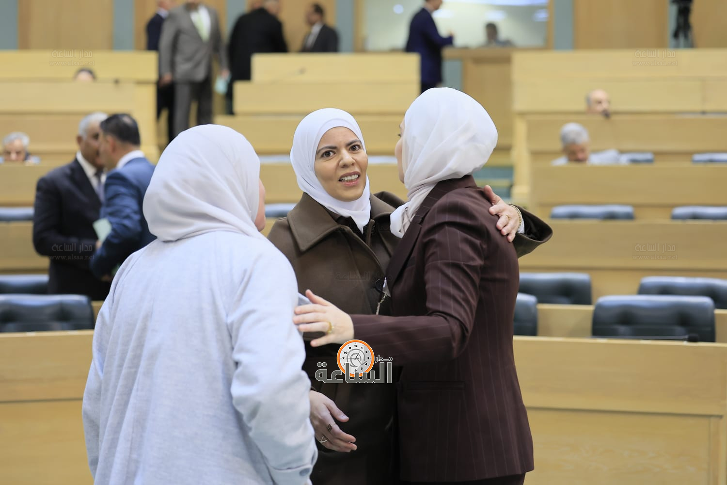 Madar Al-Saa Images 0.1731786251525943