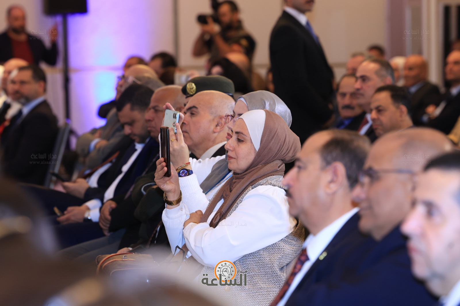 Madar Al-Saa Images 0.9210245974570612