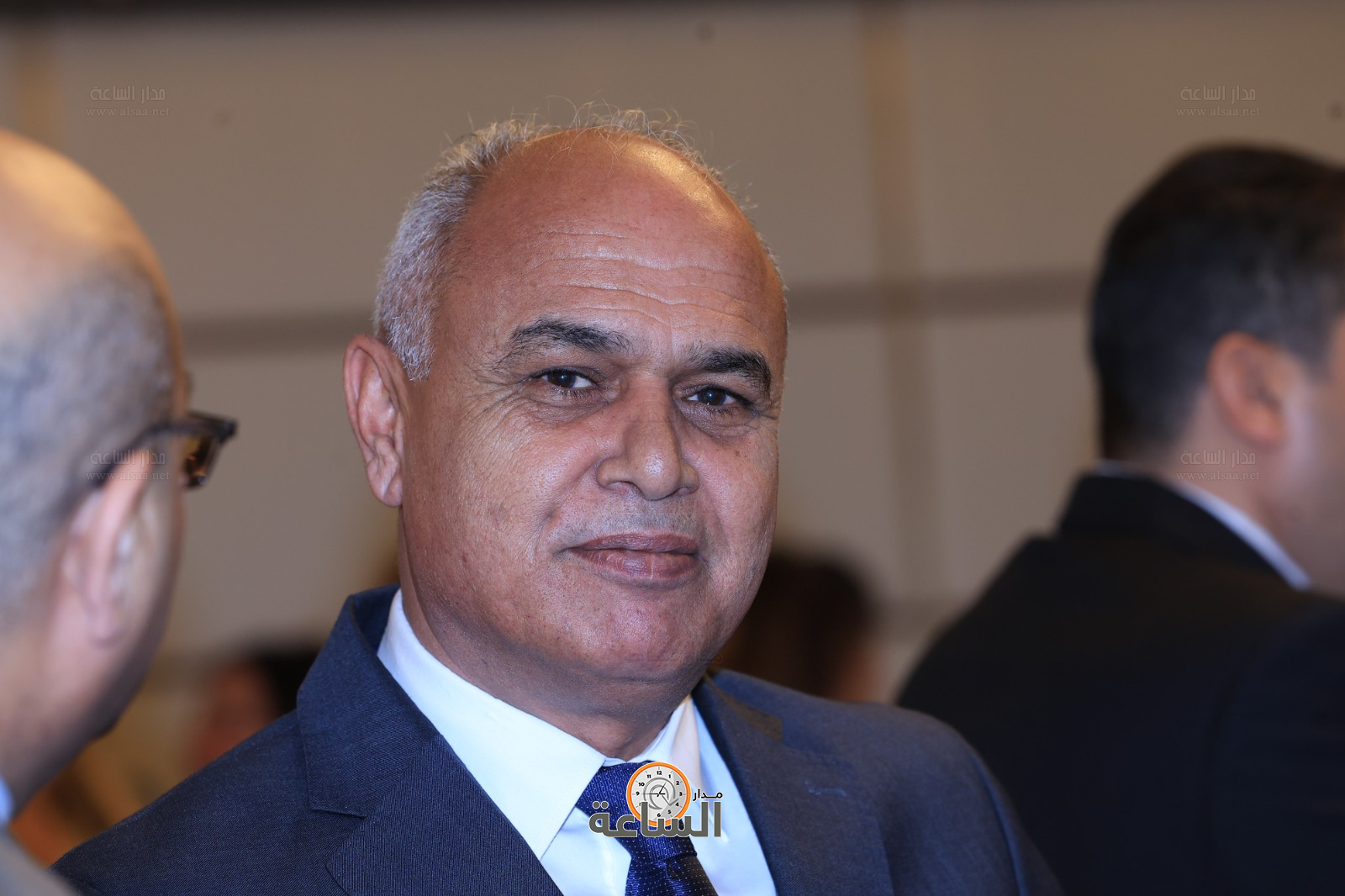 Madar Al-Saa Images 0.2853785689370889