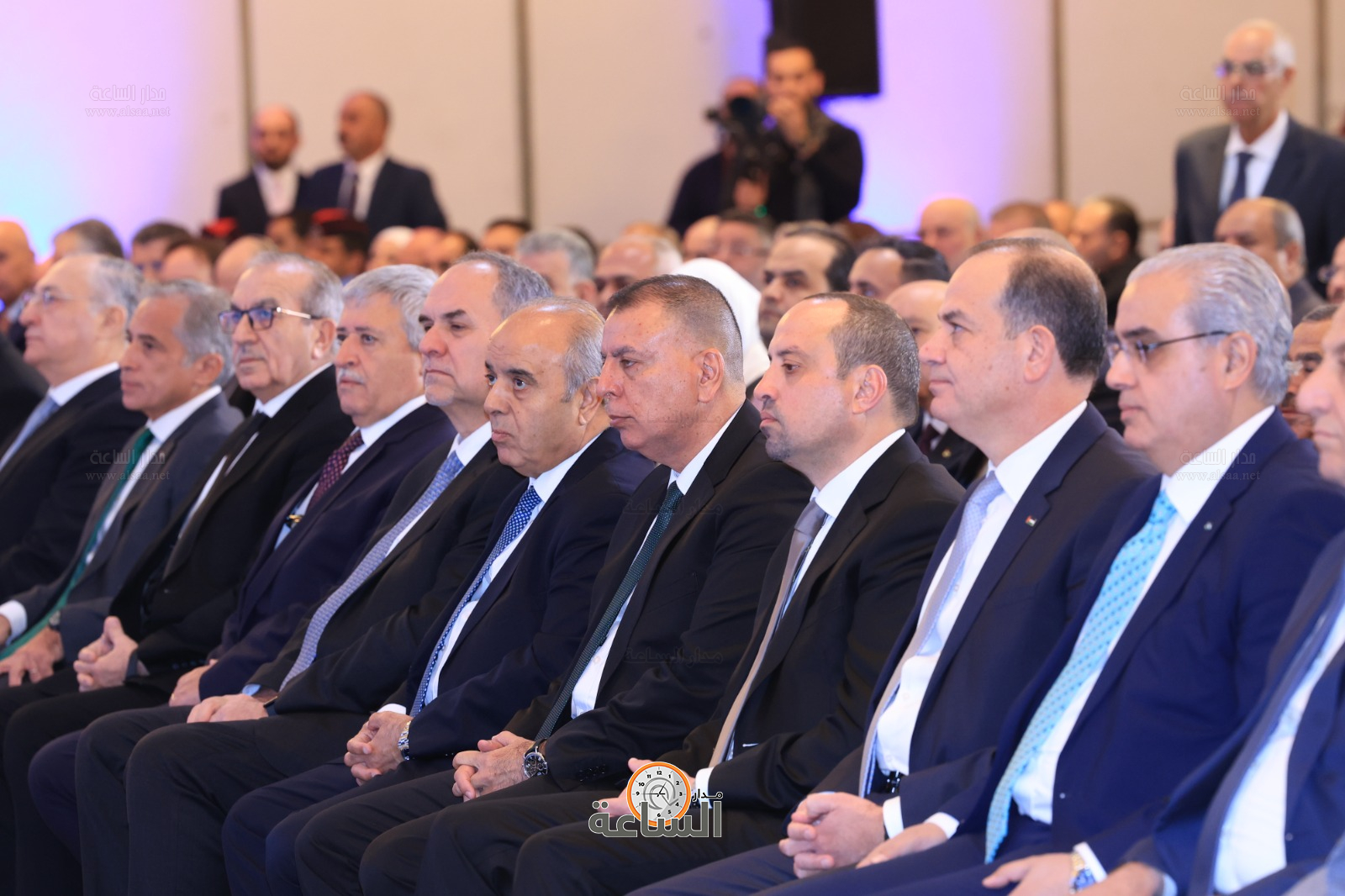 Madar Al-Saa Images 0.4960619353196023