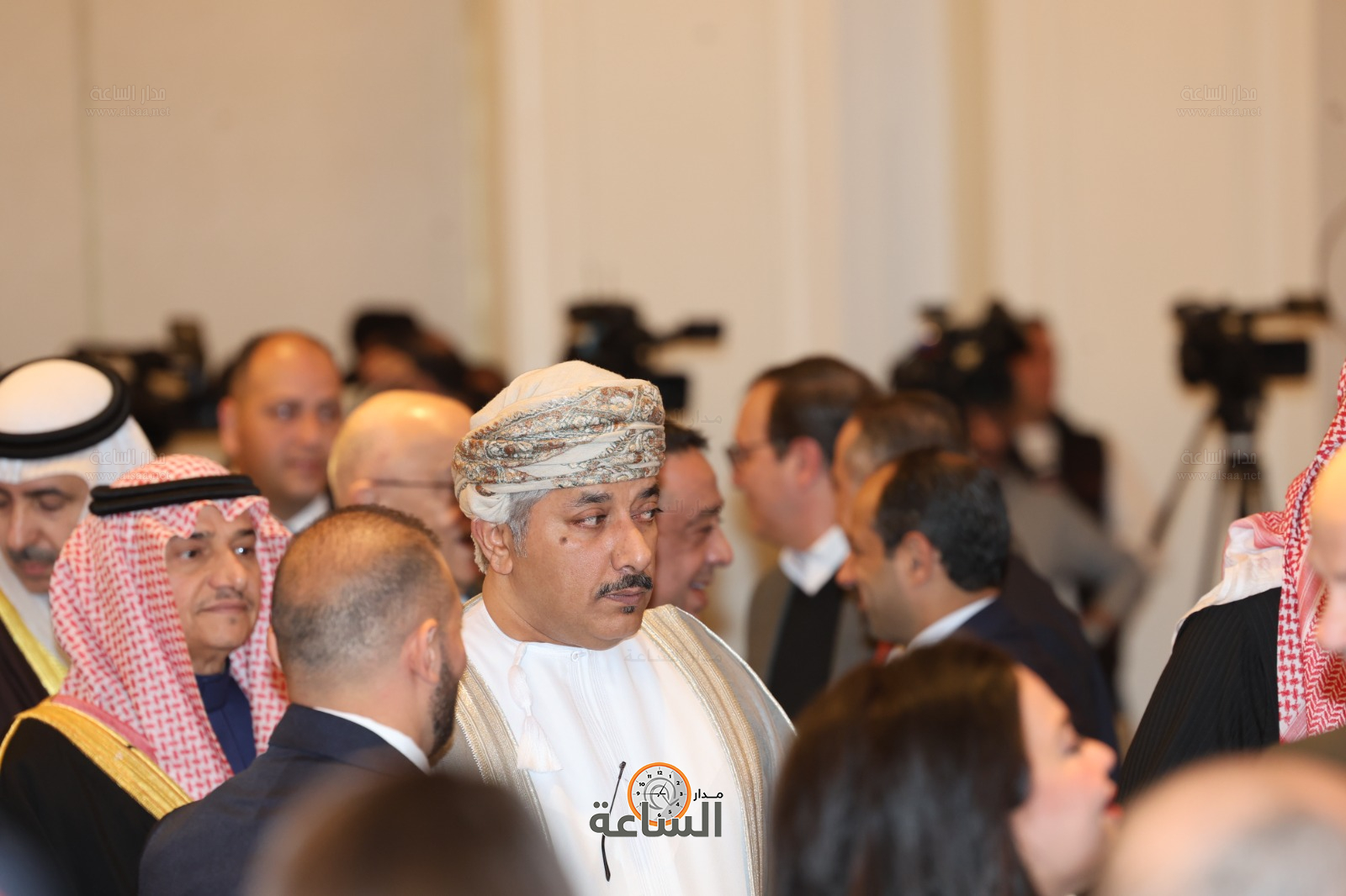 Madar Al-Saa Images 0.042991221733731266