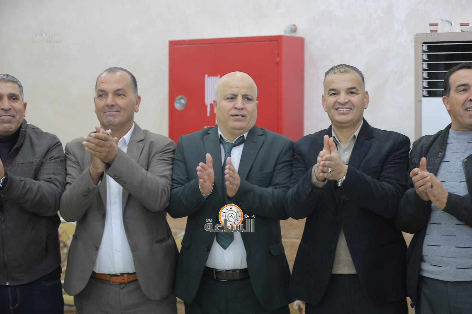 Madar Al-Saa Images 0.9369765326272187