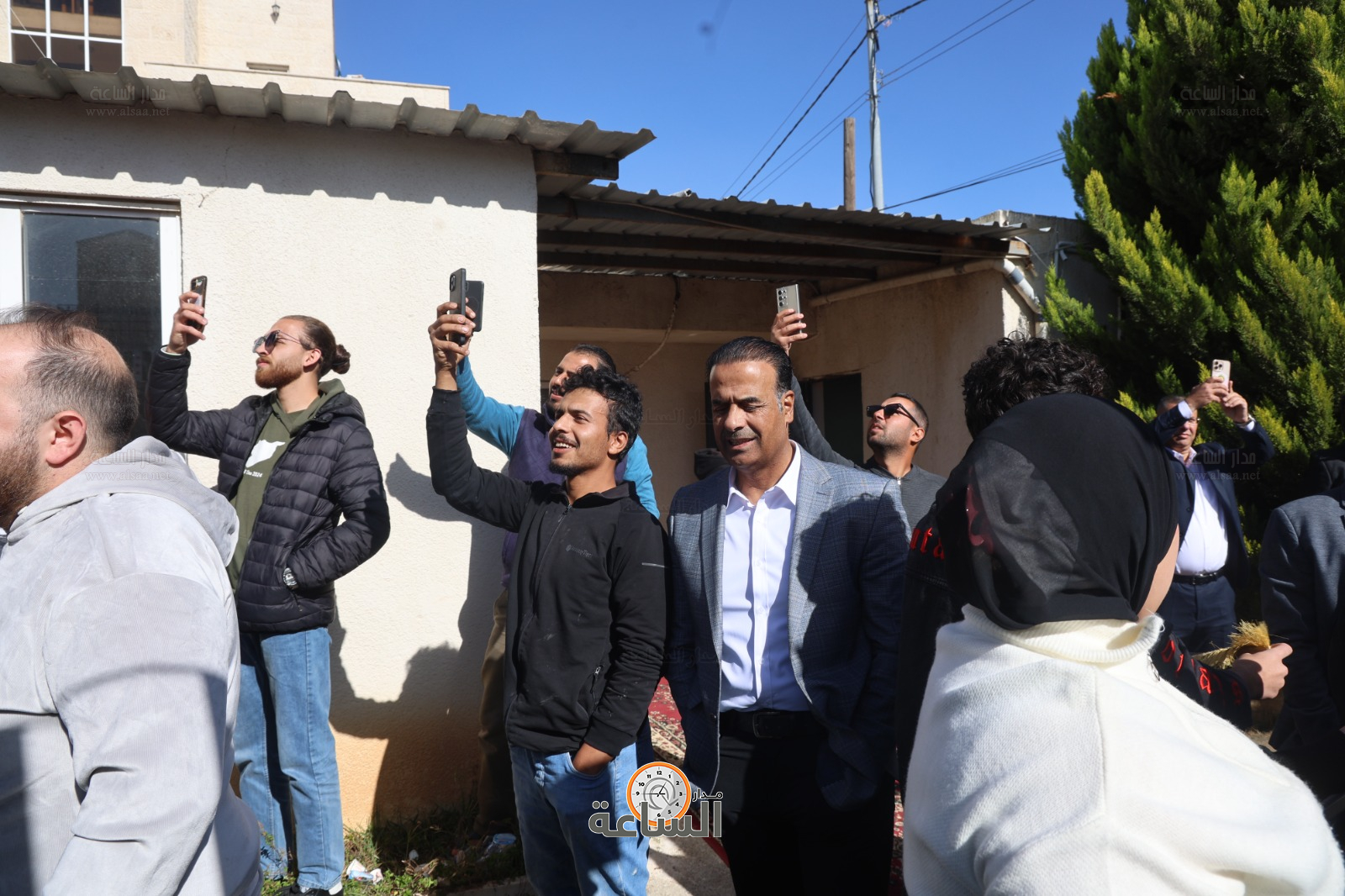 Madar Al-Saa Images 0.14083333730337144