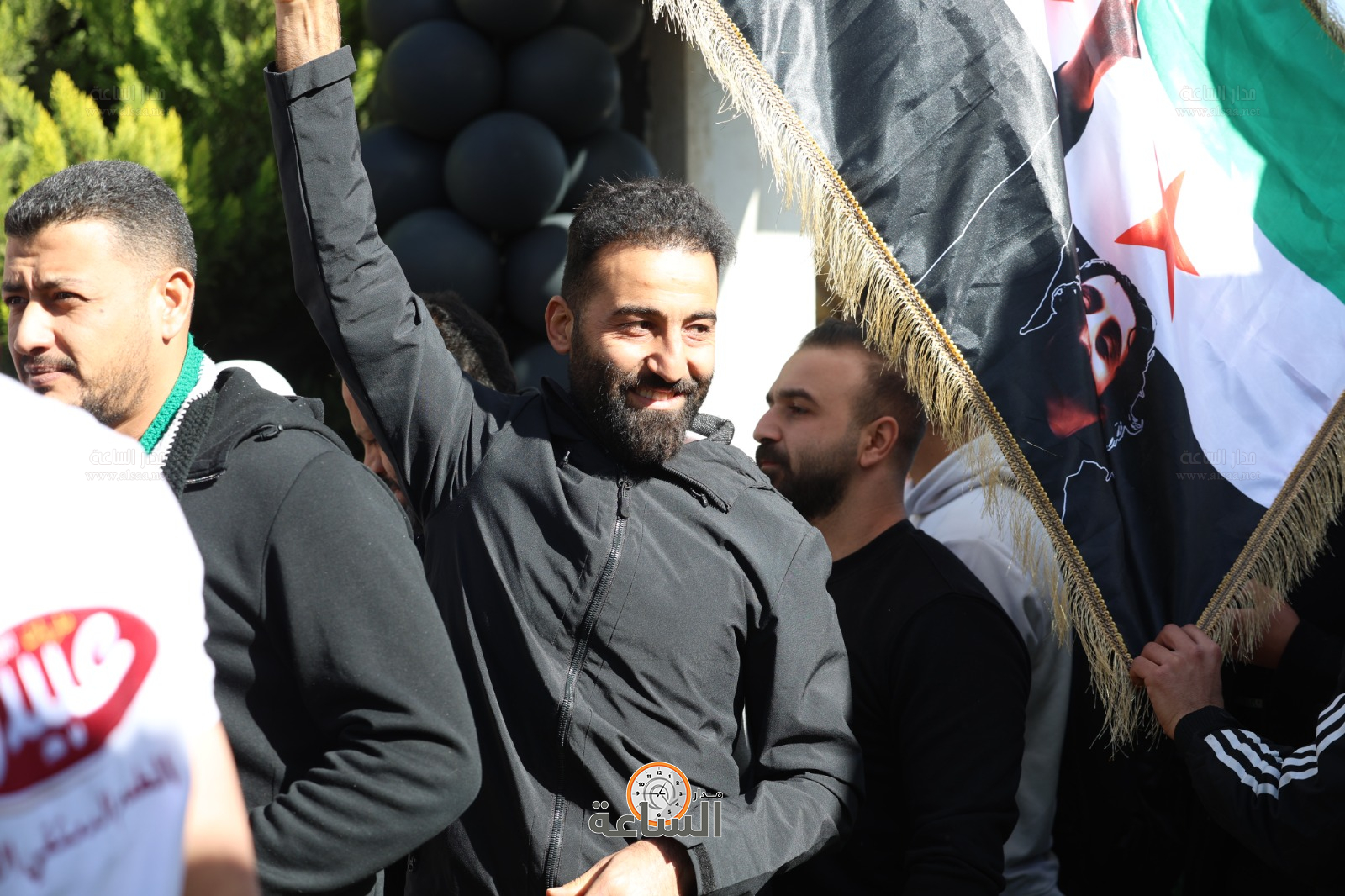 Madar Al-Saa Images 0.6374362419215603