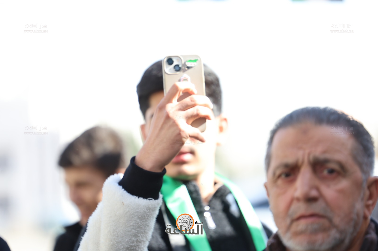 Madar Al-Saa Images 0.09384086093086041