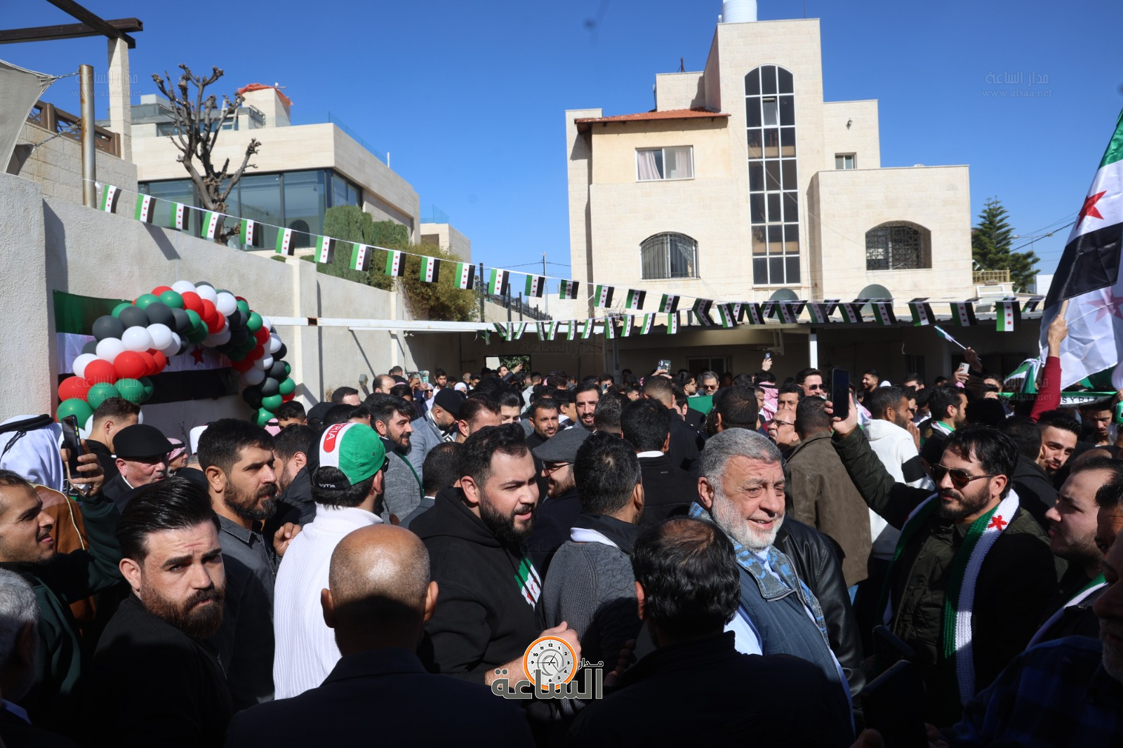 Madar Al-Saa Images 0.008487232274546841