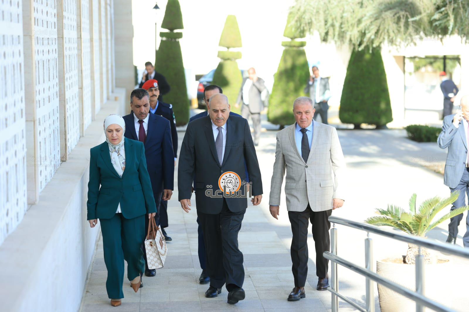 Madar Al-Saa Images 0.8784124147982753