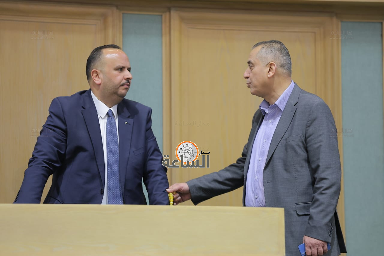 Madar Al-Saa Images 0.9022504663331015