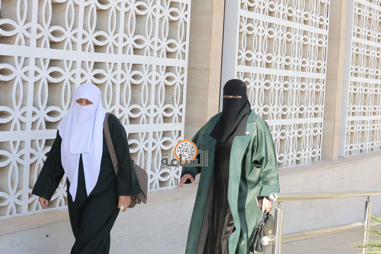 Madar Al-Saa Images 0.45669967880136897