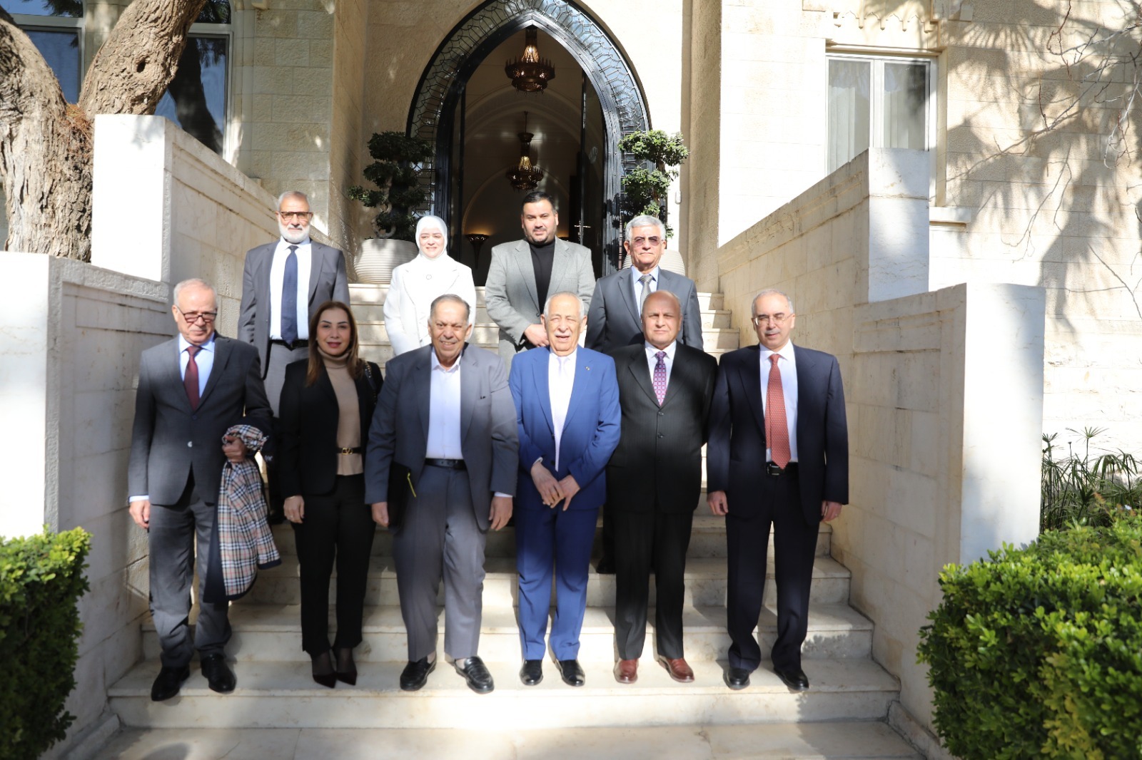 Madar Al-Saa Images 0.30828321808565495