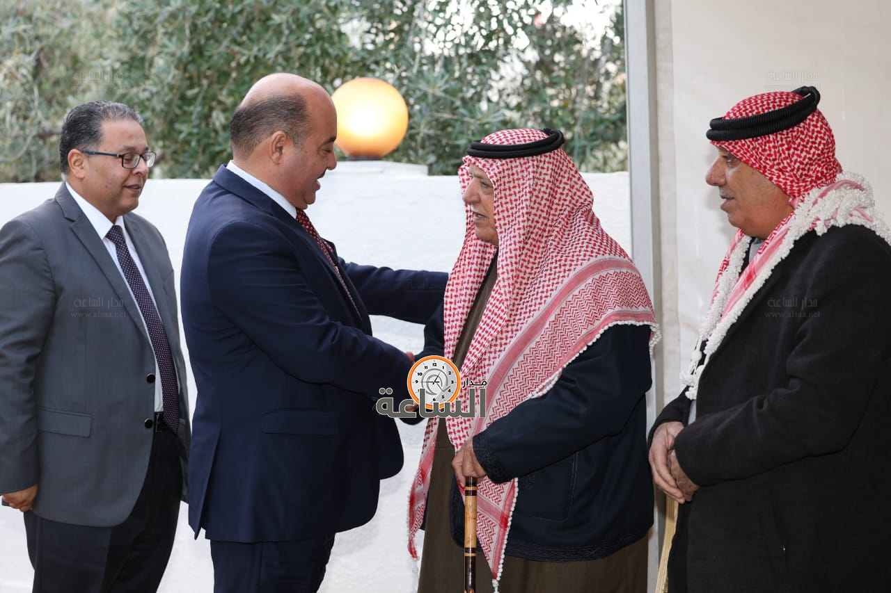 Madar Al-Saa Images 0.53160282450661