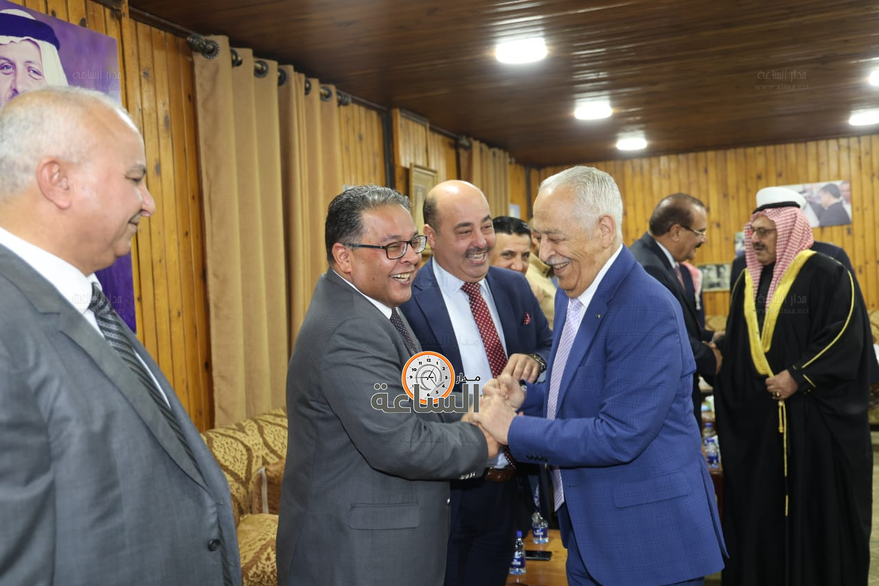 Madar Al-Saa Images 0.30075882364882467