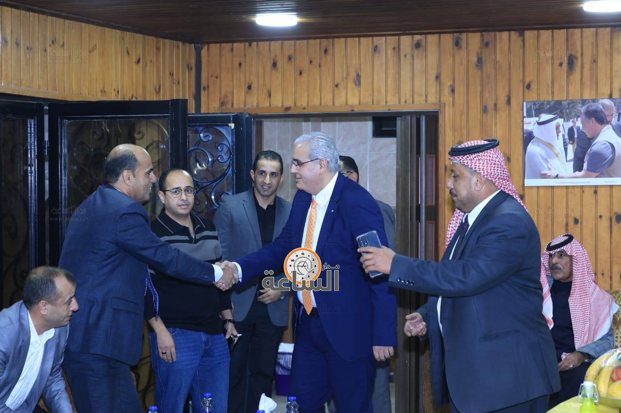 Madar Al-Saa Images 0.3761927732091652