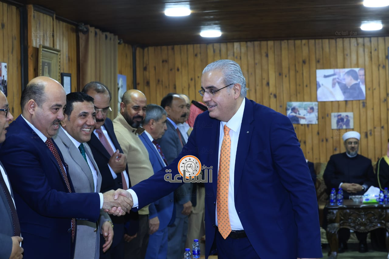 Madar Al-Saa Images 0.28832044037612403