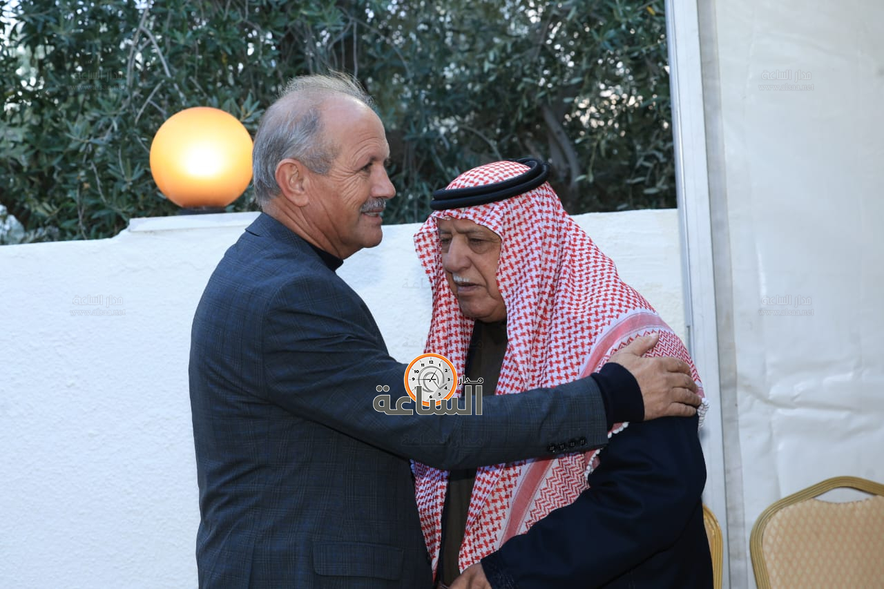 Madar Al-Saa Images 0.8313624691546593