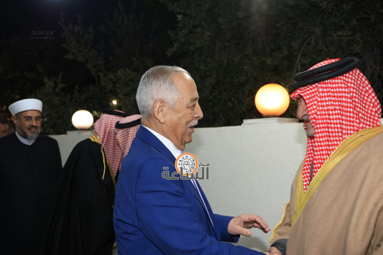 Madar Al-Saa Images 0.3852934627280806