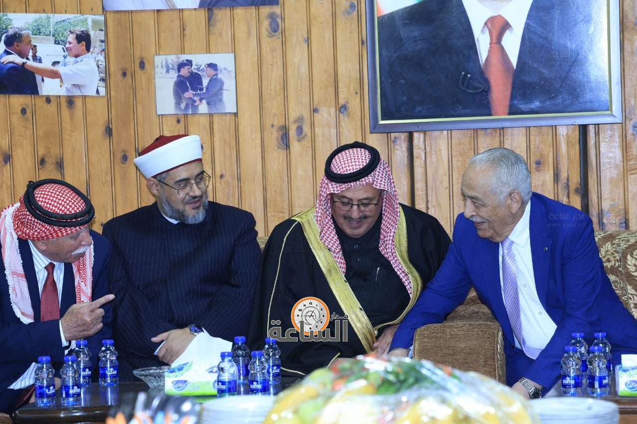 Madar Al-Saa Images 0.058221792480386725