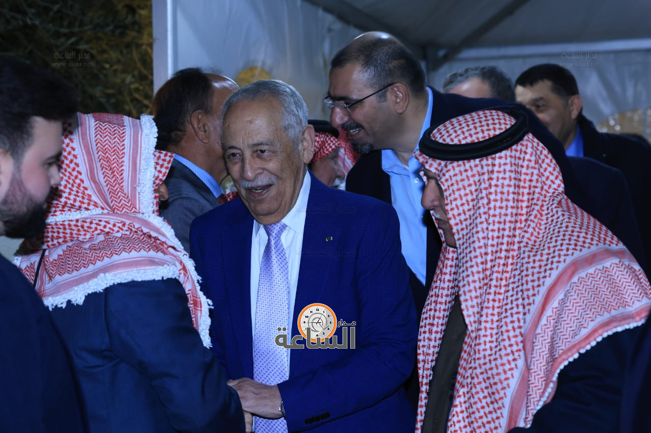 Madar Al-Saa Images 0.6124115319499099