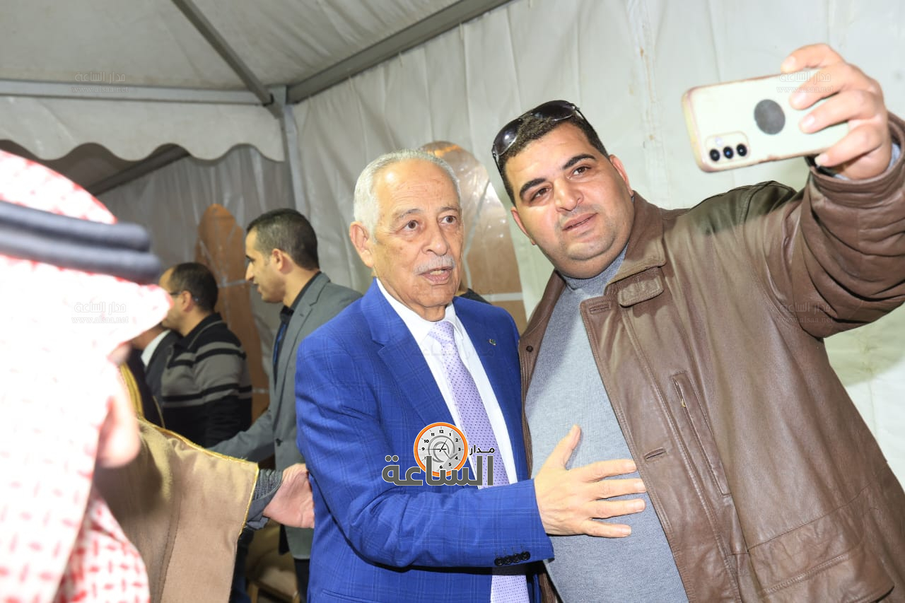 Madar Al-Saa Images 0.5790264758863005