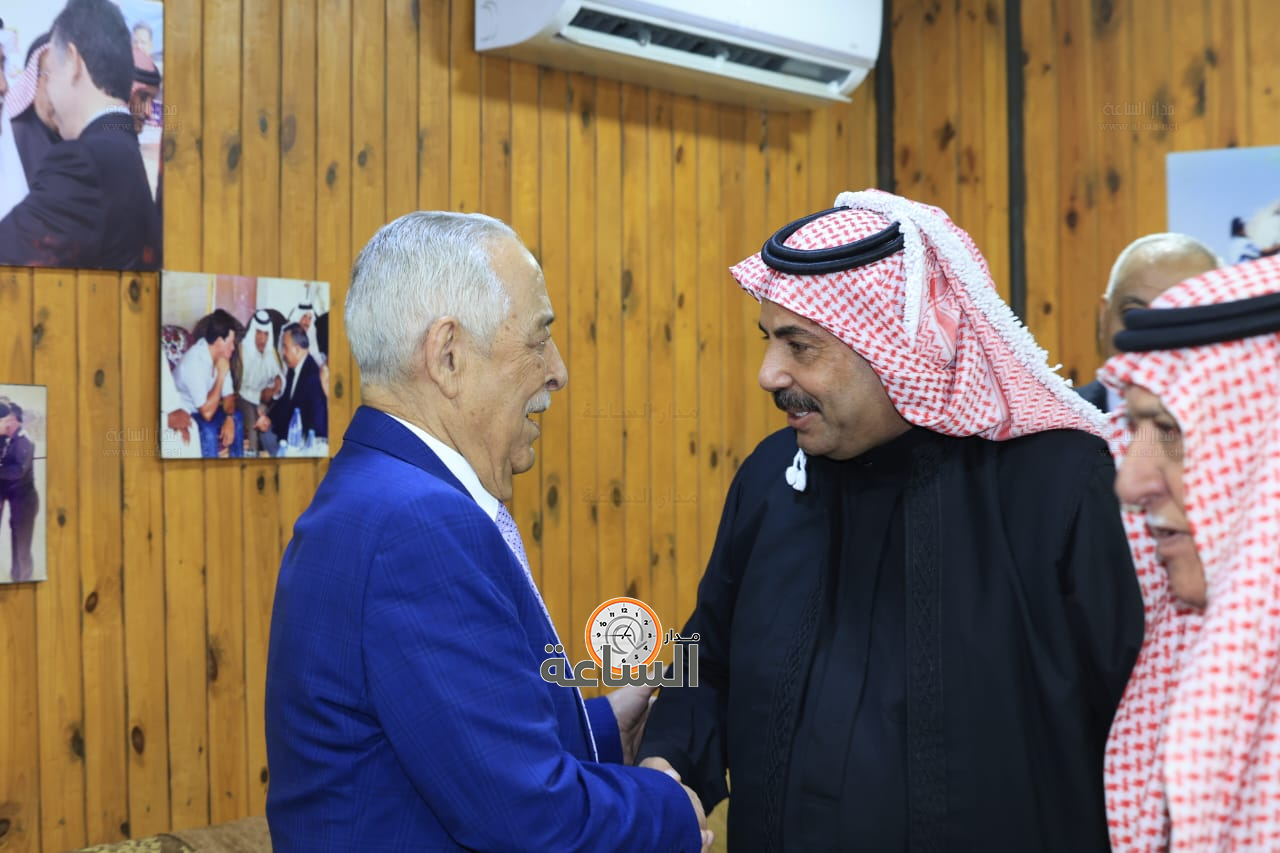 Madar Al-Saa Images 0.9220962988003033