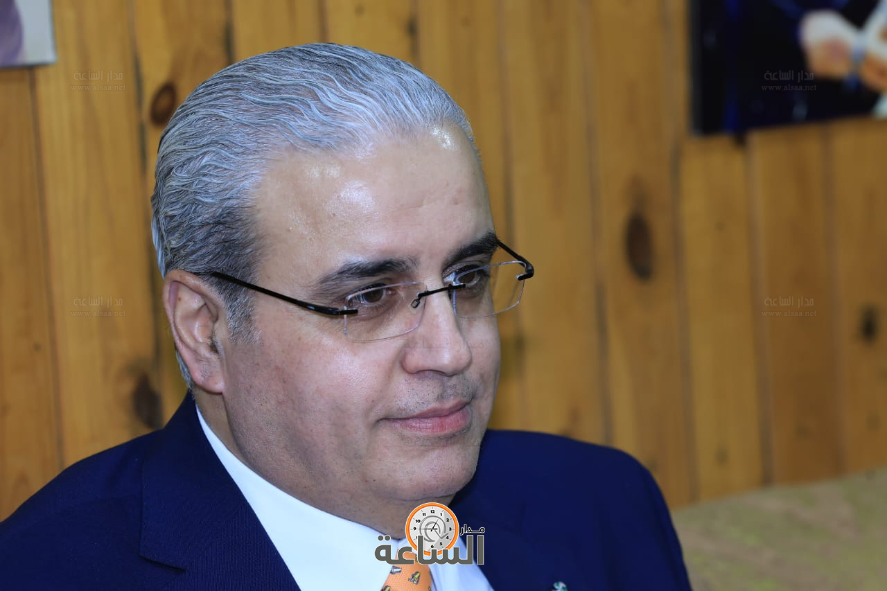 Madar Al-Saa Images 0.9802318659683896