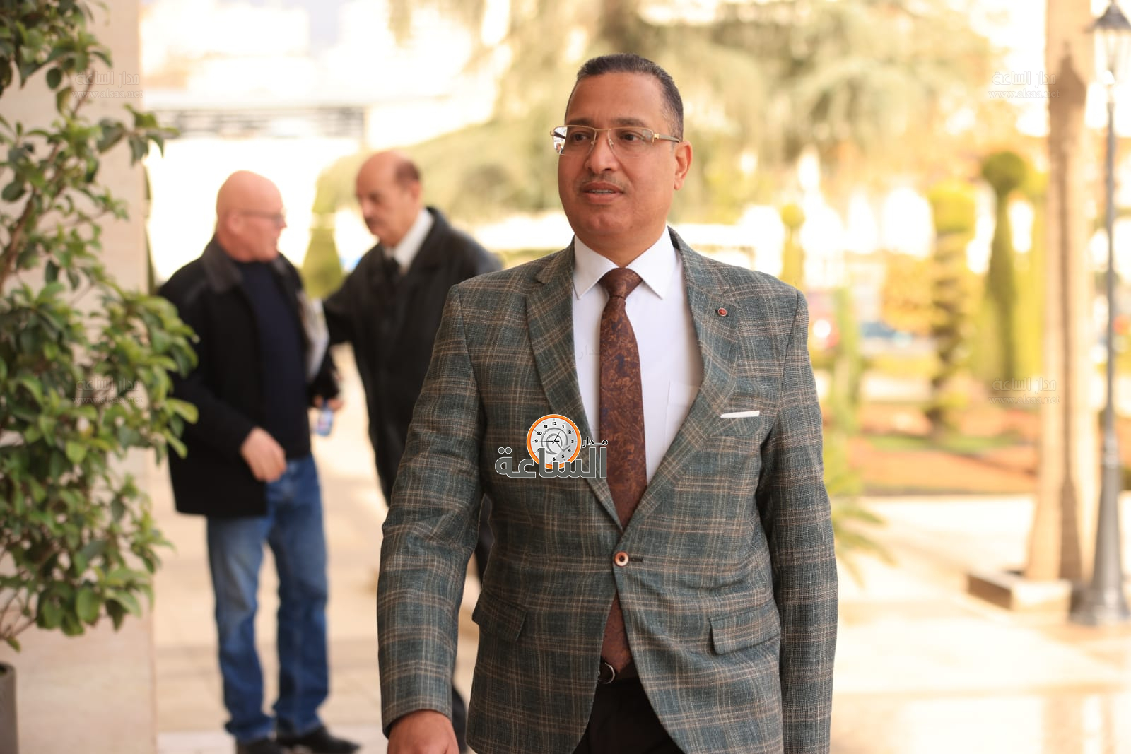 Madar Al-Saa Images 0.793611394110679