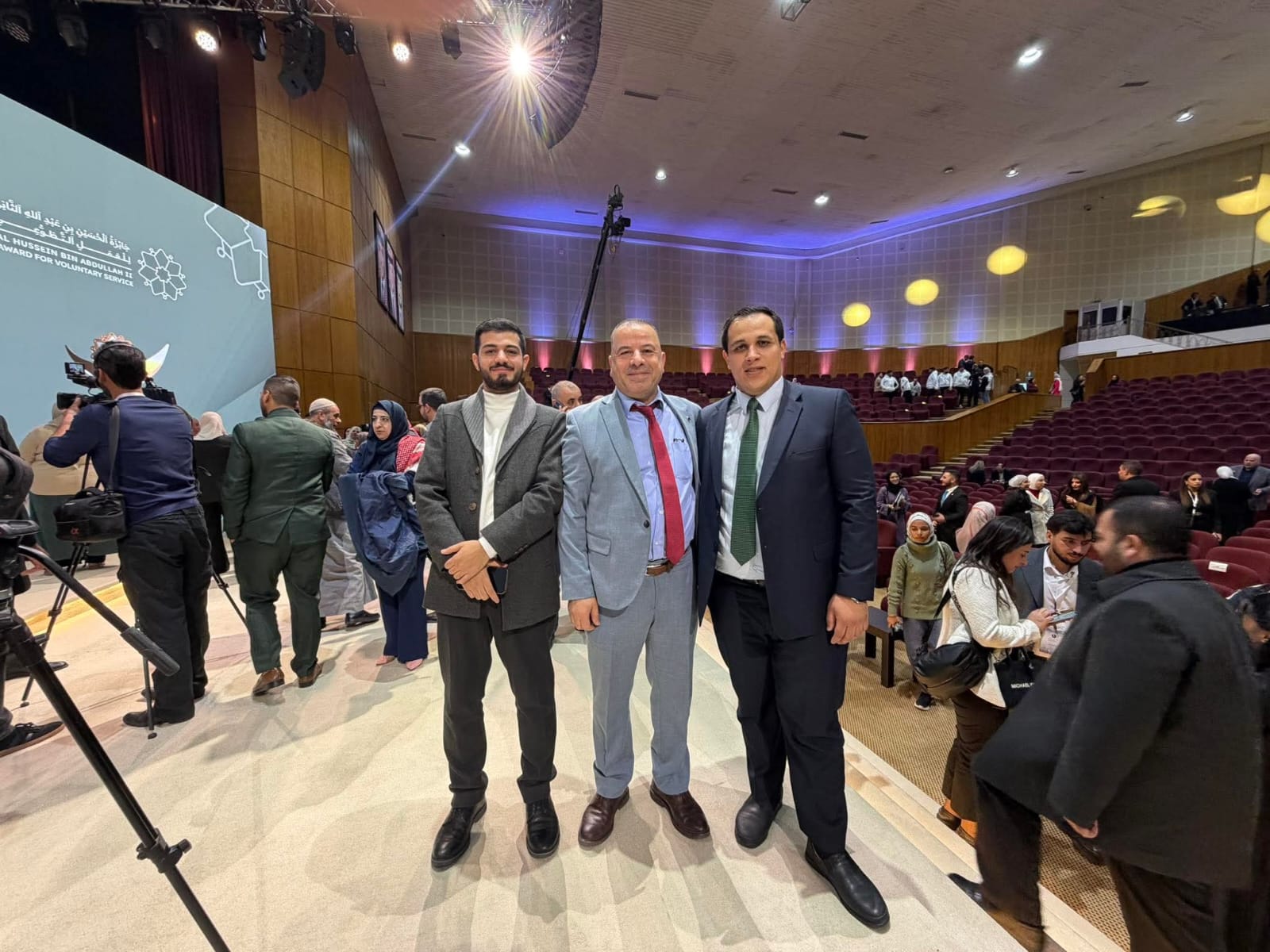 Madar Al-Saa Images 0.11917165037034072