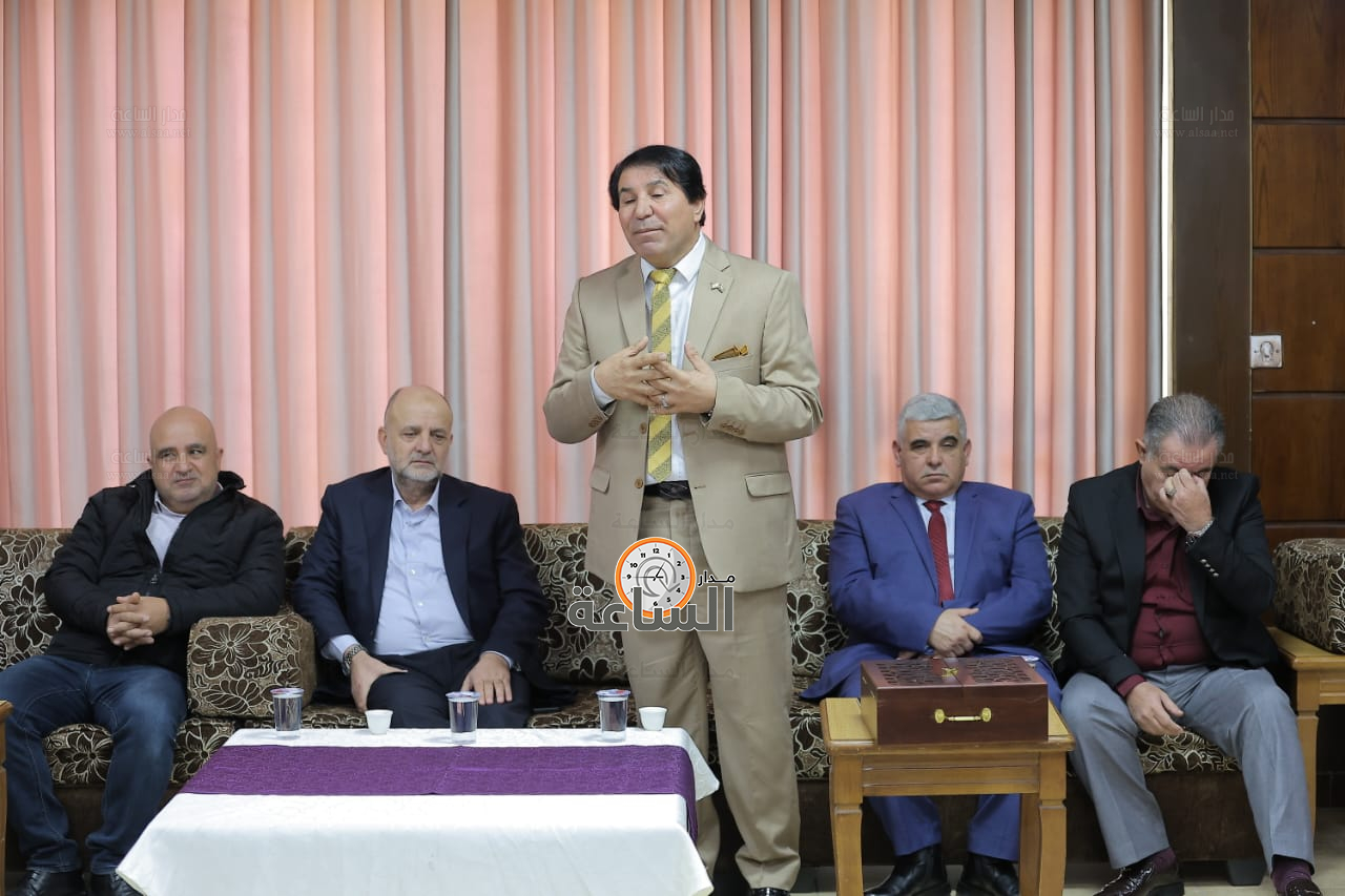 Madar Al-Saa Images 0.40935477122934805