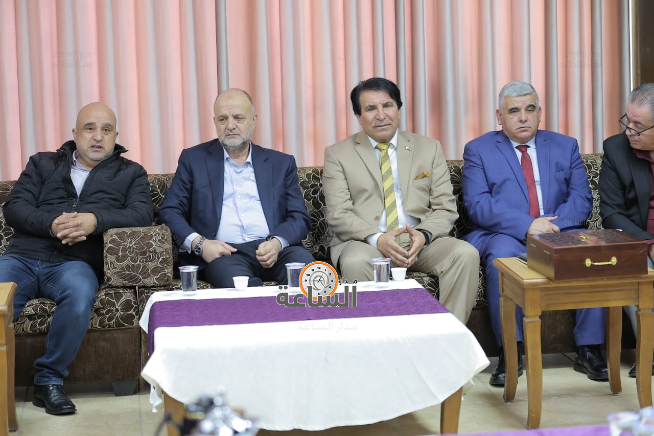 Madar Al-Saa Images 0.16306457618111625