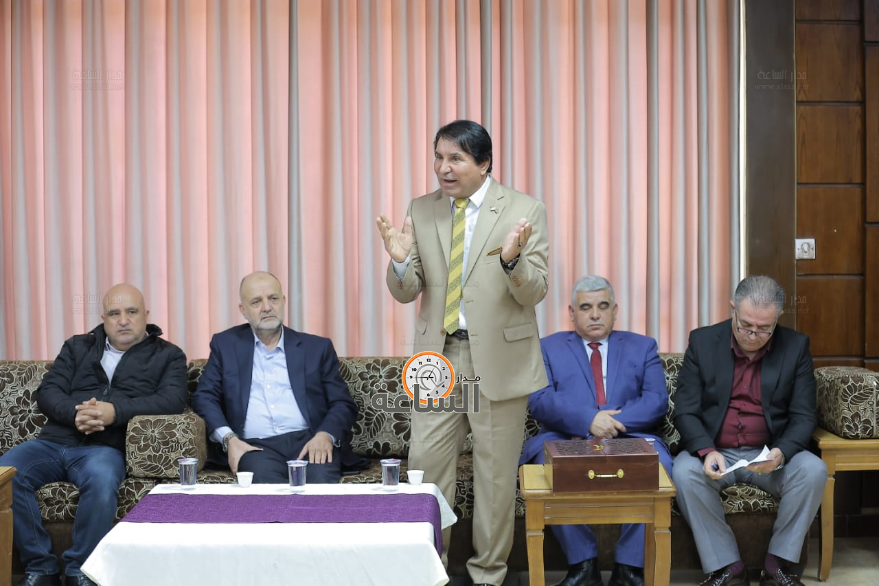 Madar Al-Saa Images 0.41409965291299144