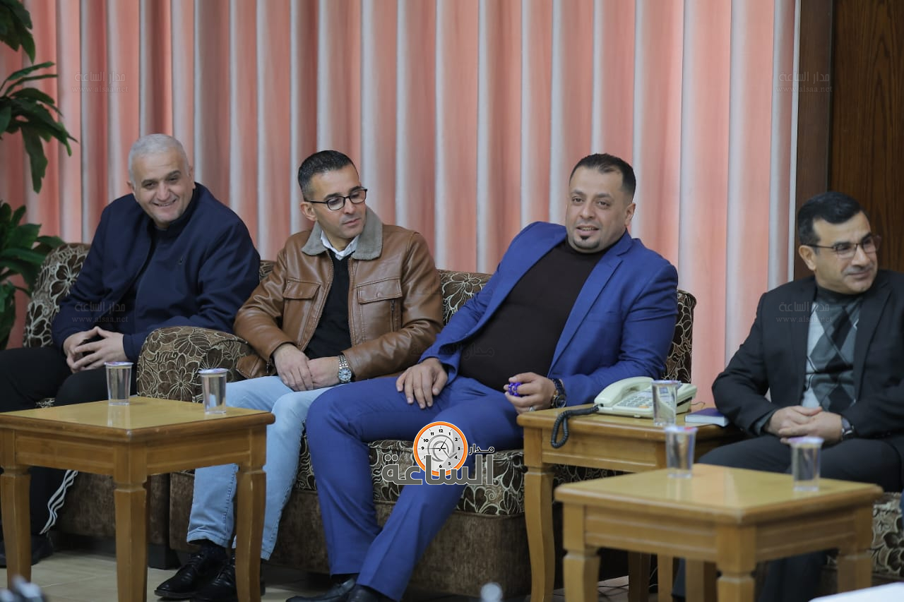 Madar Al-Saa Images 0.462558711807306