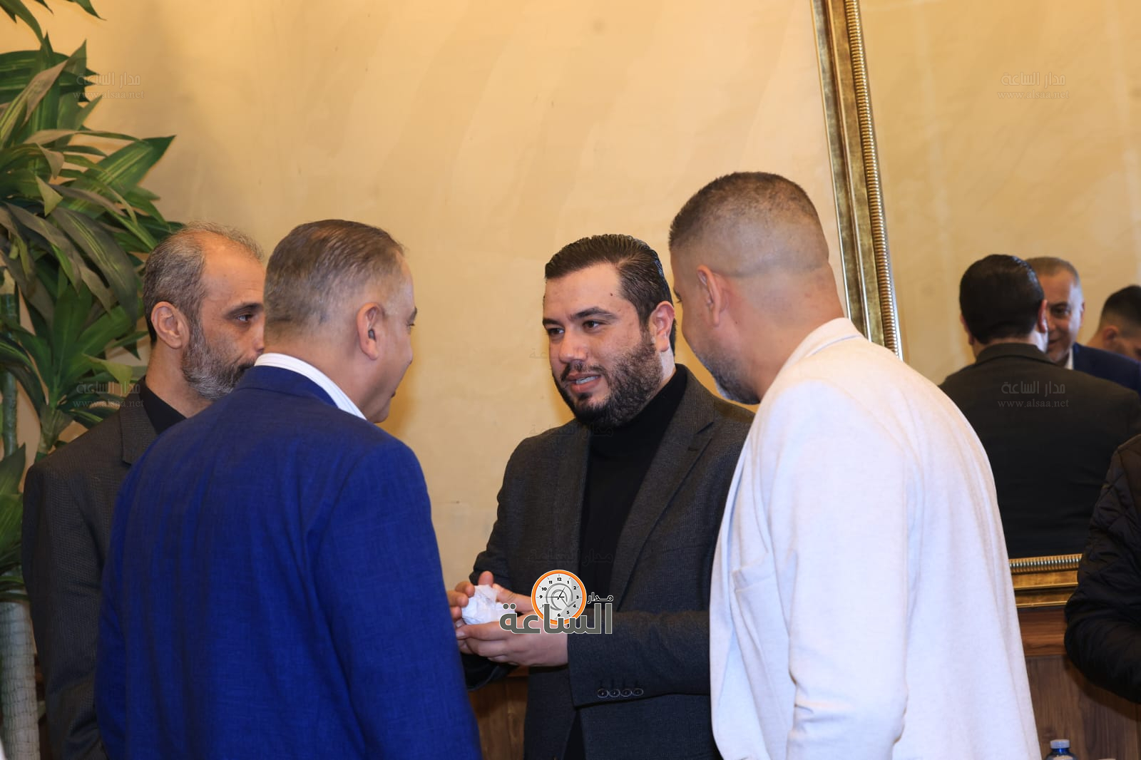 Madar Al-Saa Images 0.3194891398948235