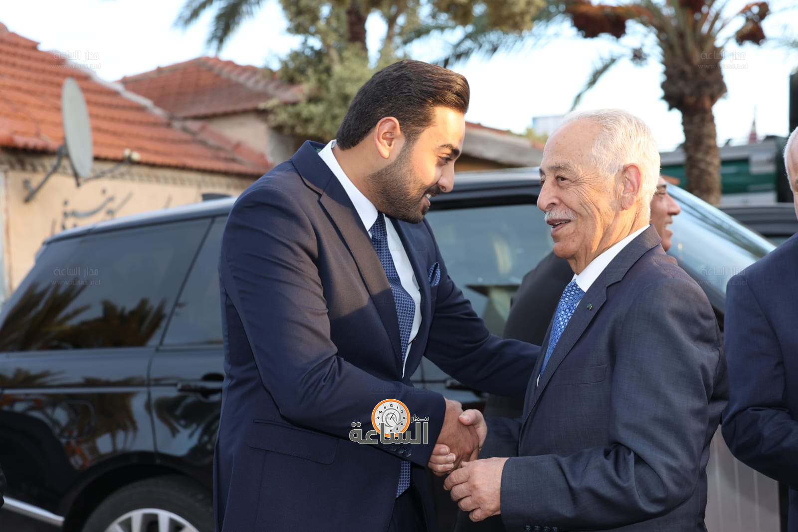 Madar Al-Saa Images 0.618996193192723