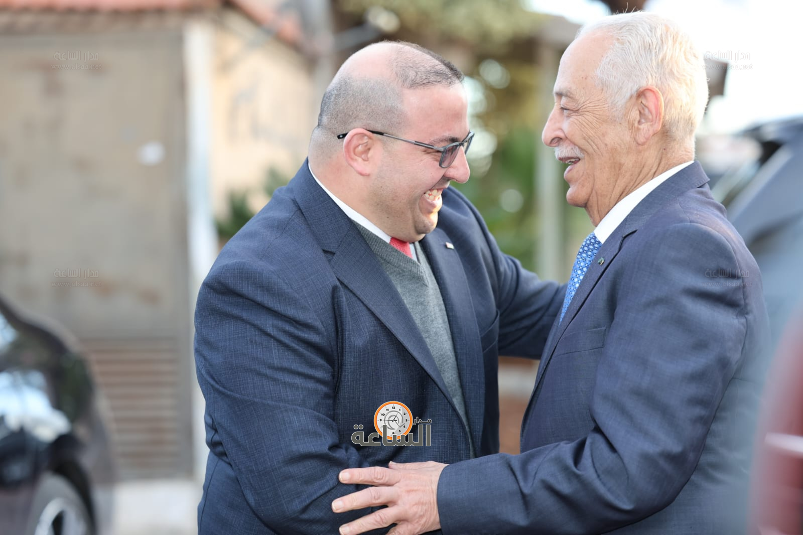 Madar Al-Saa Images 0.610060245839242