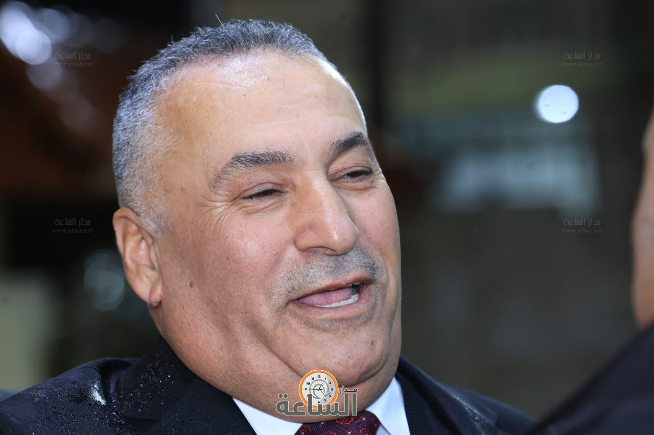 Madar Al-Saa Images 0.9333575563071415