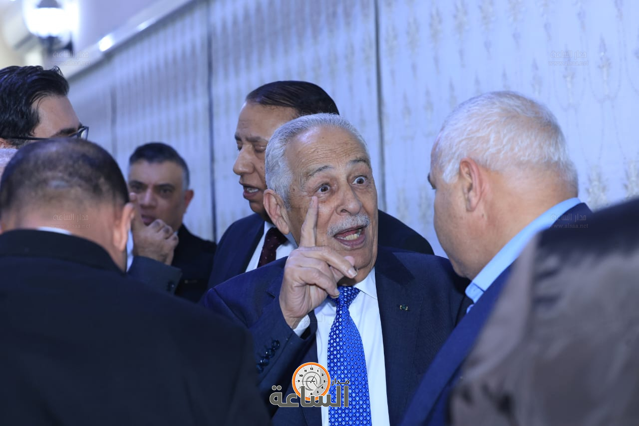 Madar Al-Saa Images 0.32799371169063496