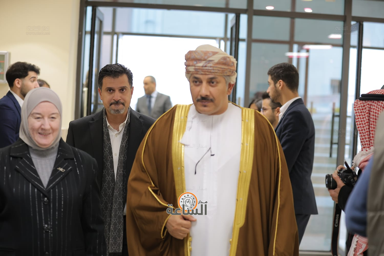 Madar Al-Saa Images 0.44931231623642054