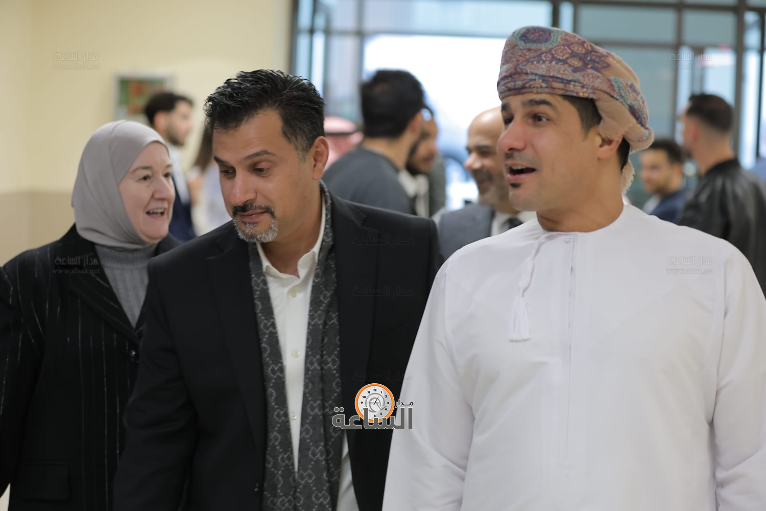 Madar Al-Saa Images 0.03613429685406688