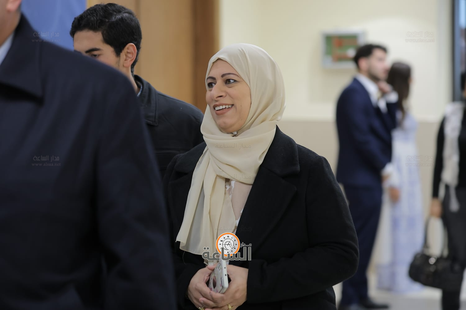 Madar Al-Saa Images 0.6460164411203058