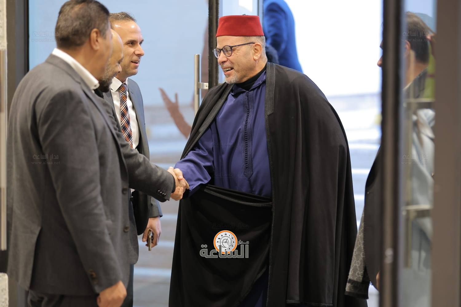 Madar Al-Saa Images 0.3317113679083854