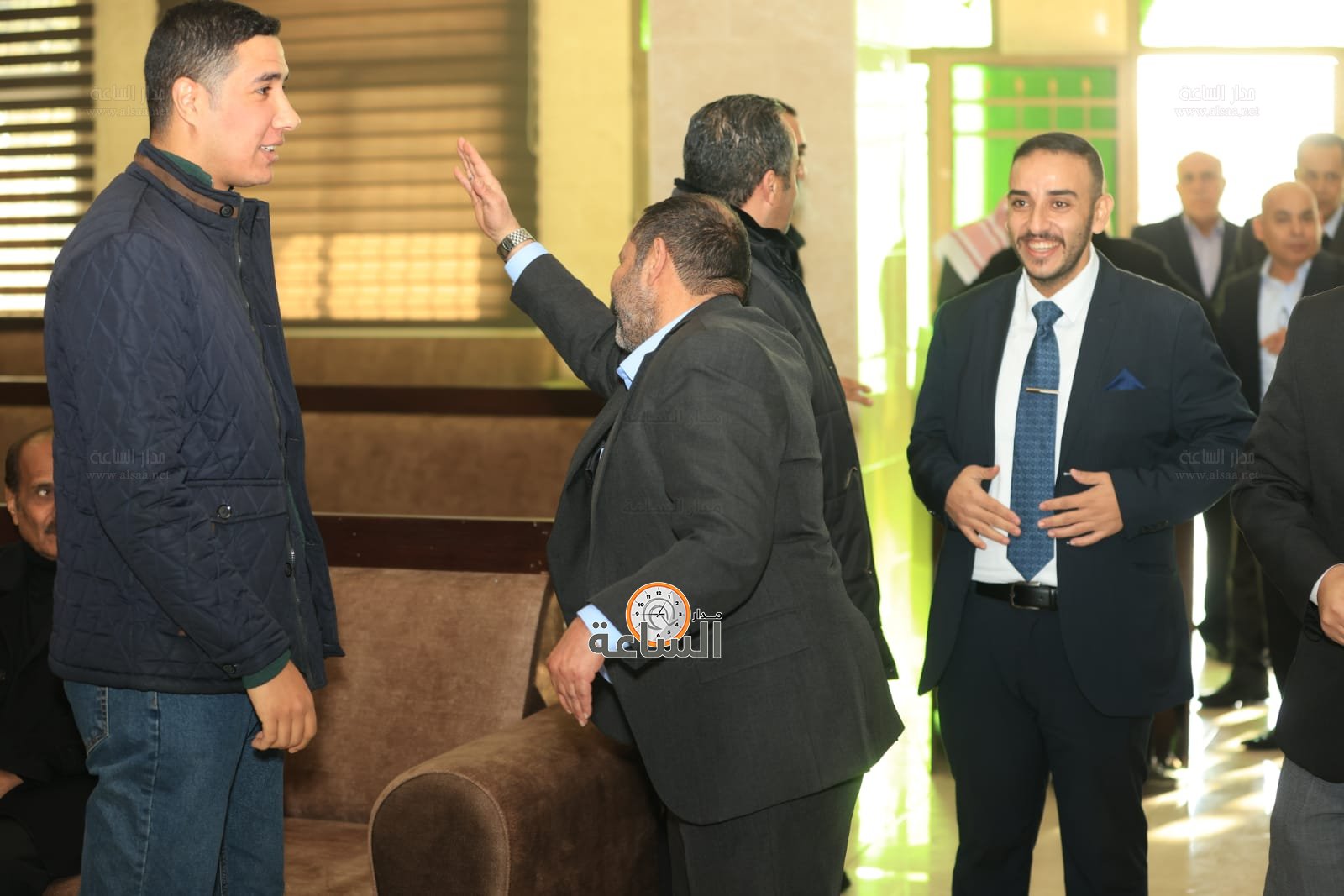 Madar Al-Saa Images 0.44561970492424097