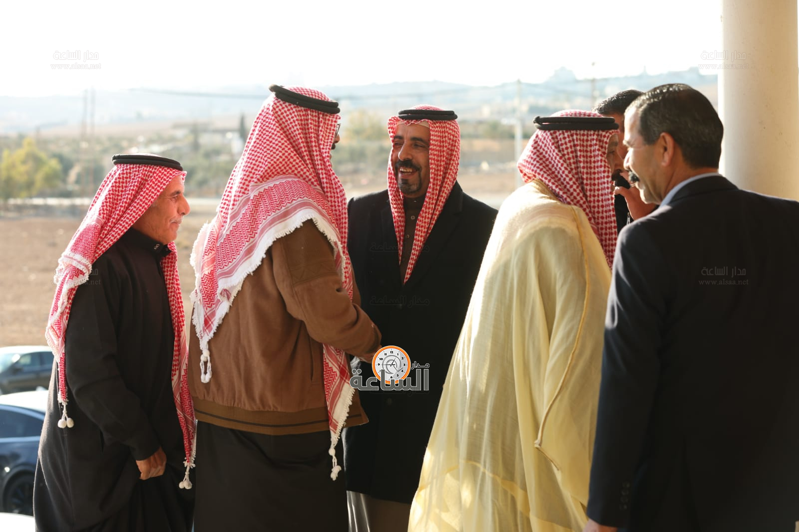 Madar Al-Saa Images 0.9641178783539613