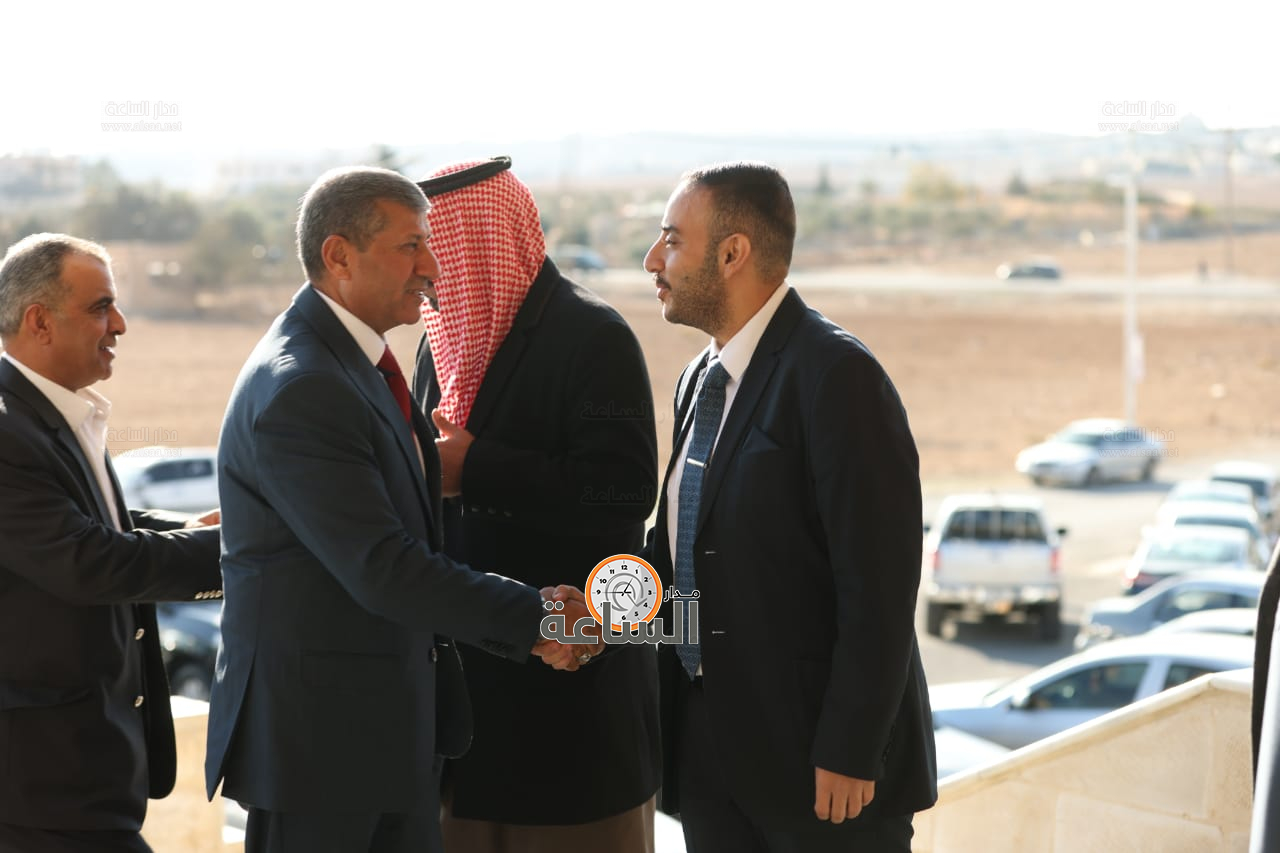 Madar Al-Saa Images 0.3714290364715295