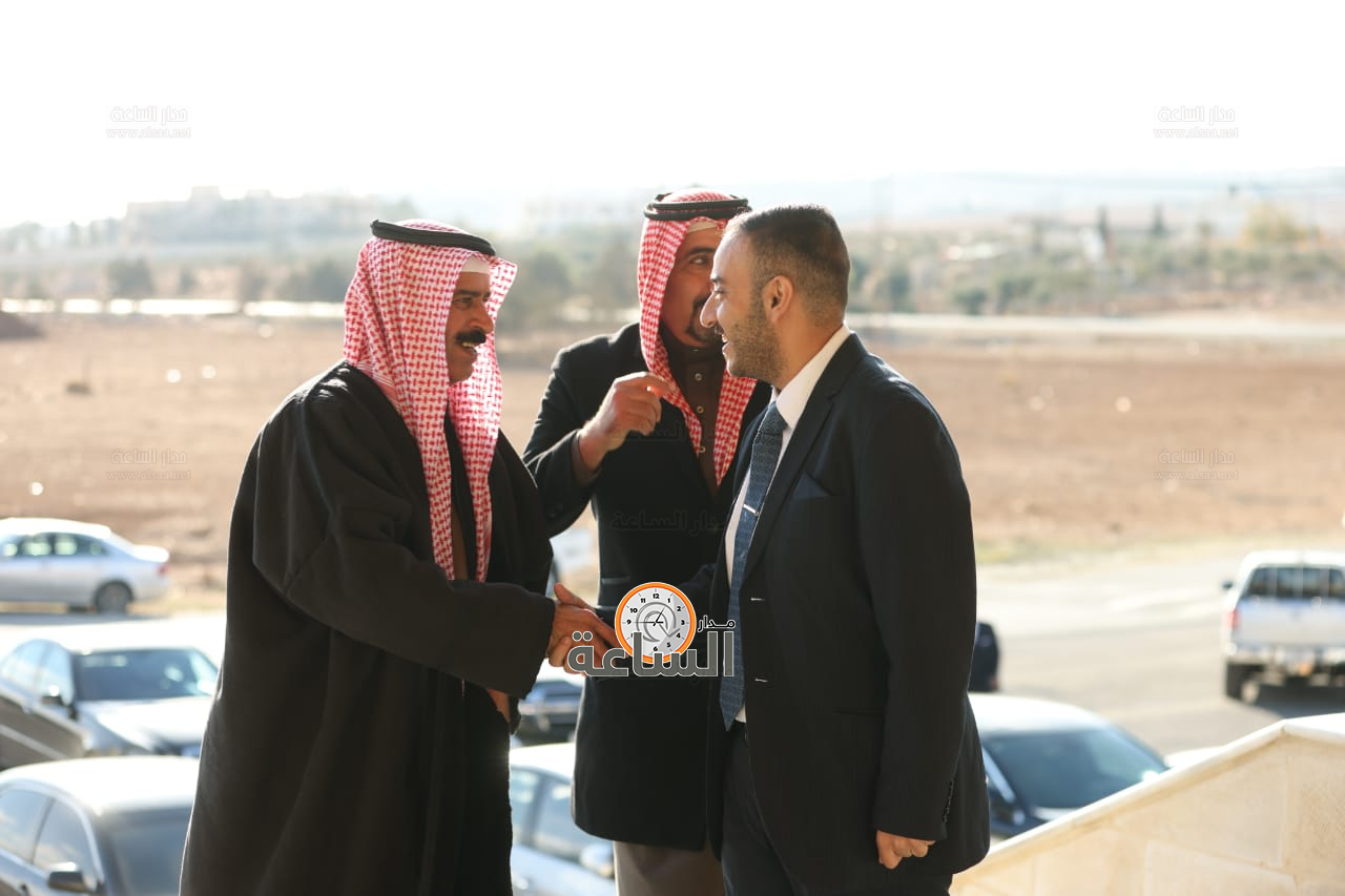 Madar Al-Saa Images 0.6523456747031866