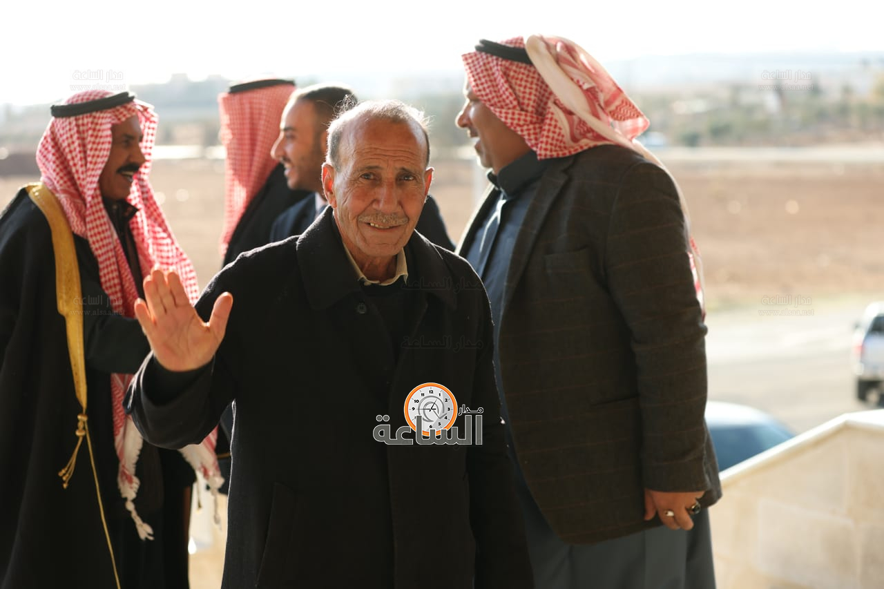 Madar Al-Saa Images 0.5551774748956313