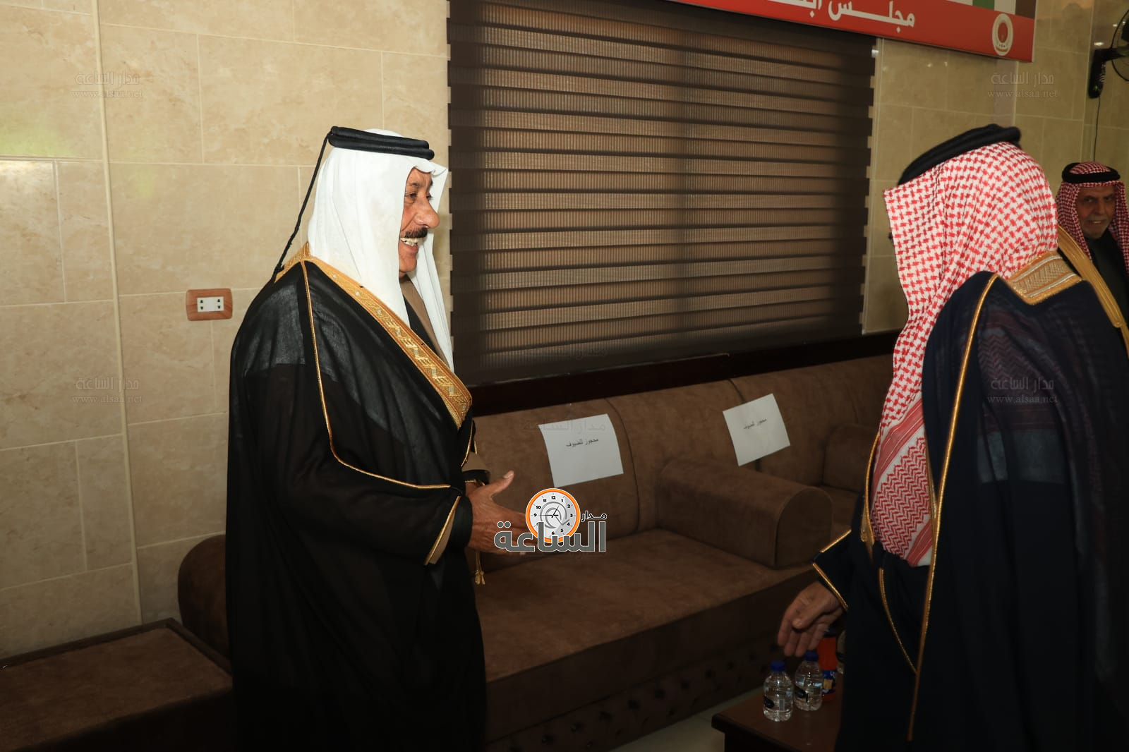 Madar Al-Saa Images 0.416332547633839