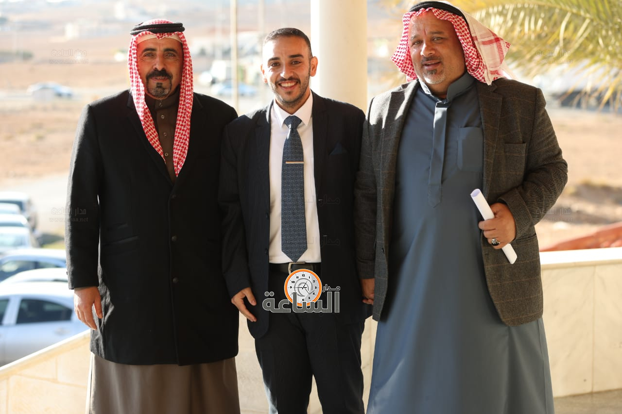 Madar Al-Saa Images 0.13383319005533767