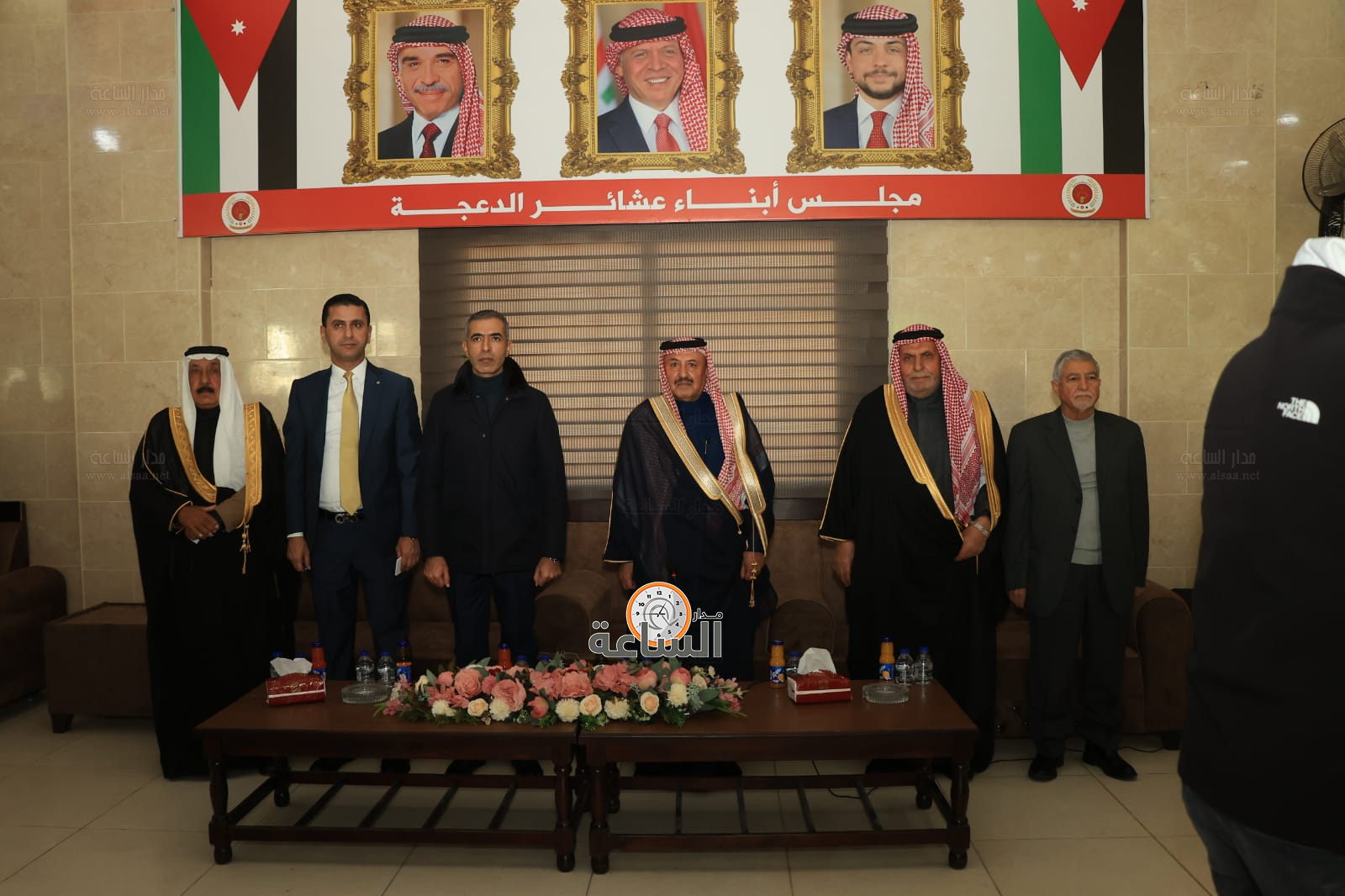 Madar Al-Saa Images 0.3121495153815963